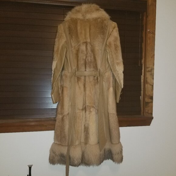 Real Mink + Coyote + Leather Fur Coat - Picture 6 of 7